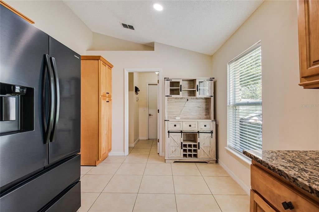 For Sale: $420,000 (3 beds, 2 baths, 1874 Square Feet)