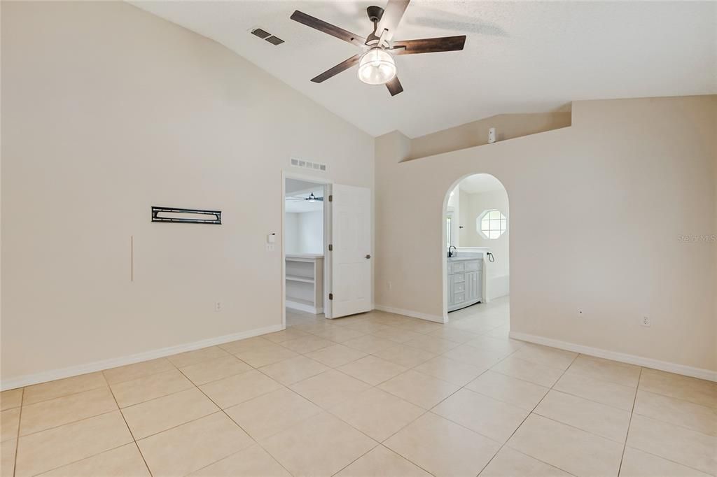 For Sale: $420,000 (3 beds, 2 baths, 1874 Square Feet)