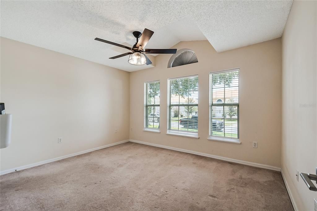 For Sale: $420,000 (3 beds, 2 baths, 1874 Square Feet)