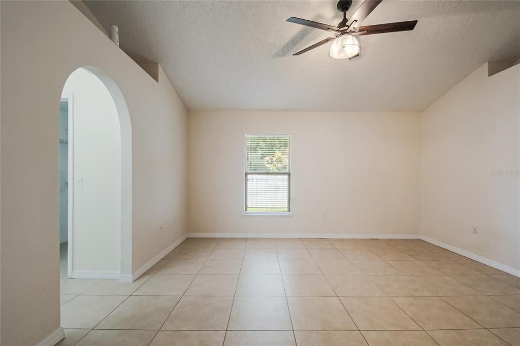 For Sale: $420,000 (3 beds, 2 baths, 1874 Square Feet)