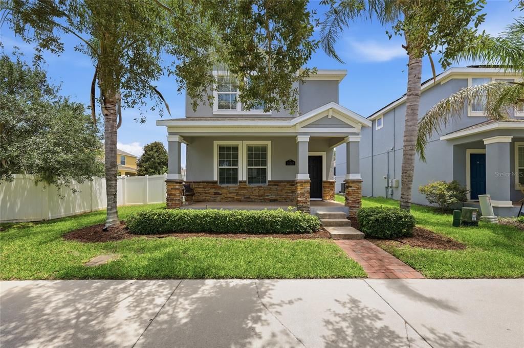 For Sale: $520,000 (3 beds, 2 baths, 1998 Square Feet)