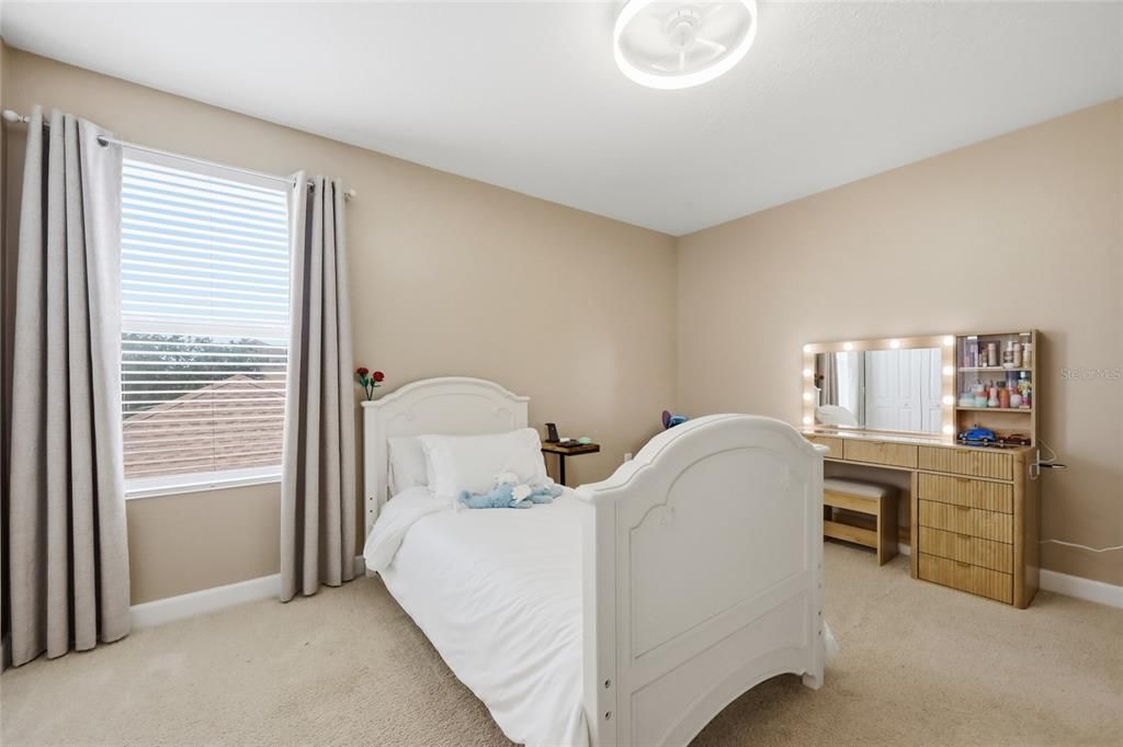 For Sale: $520,000 (3 beds, 2 baths, 1998 Square Feet)
