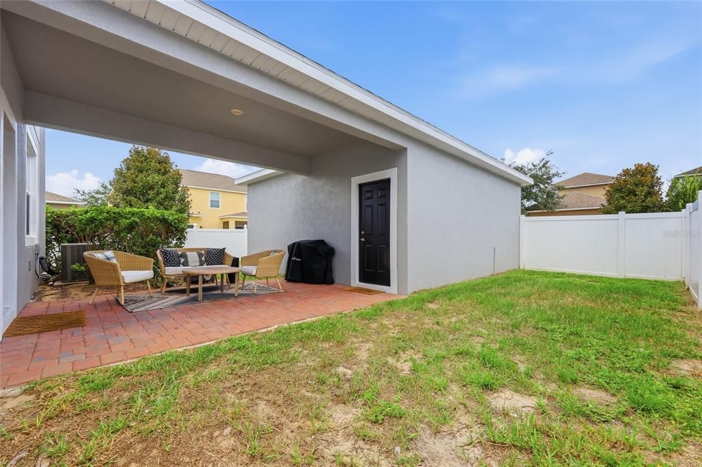 For Sale: $520,000 (3 beds, 2 baths, 1998 Square Feet)
