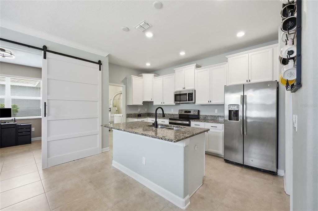 For Sale: $520,000 (3 beds, 2 baths, 1998 Square Feet)