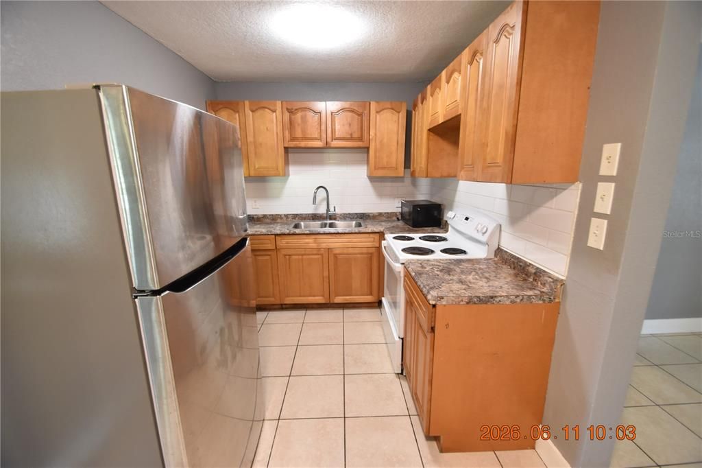 В аренду: $2,095 (4 спален, 2 ванн, 1511 Квадратных фут)