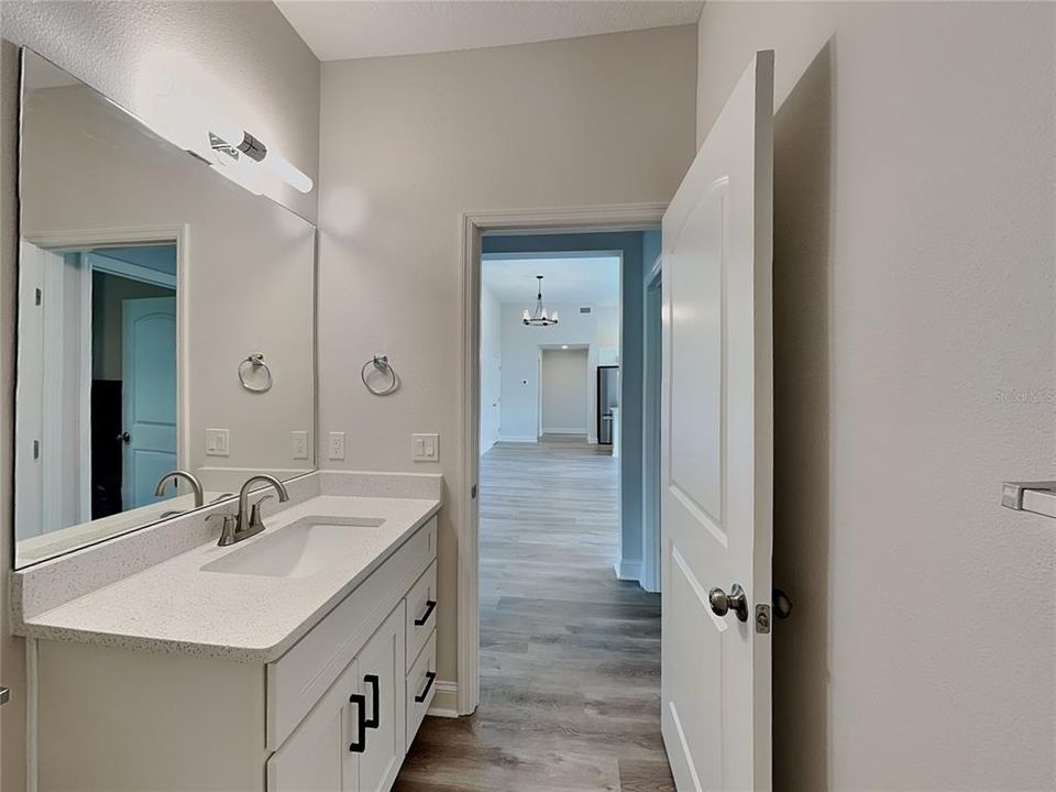 For Sale: $319,900 (3 beds, 2 baths, 1620 Square Feet)