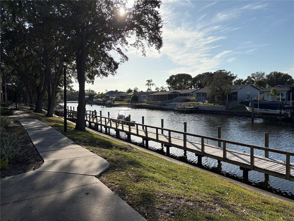 For Rent: $1,750 (1 beds, 1 baths, 856 Square Feet)