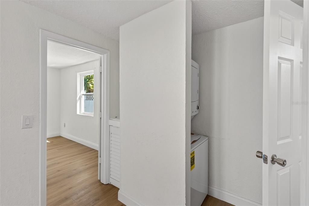 For Rent: $2,000 (2 beds, 1 baths, 660 Square Feet)