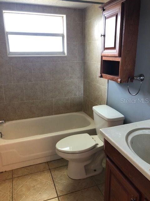 В аренду: $1,450 (2 спален, 1 ванн, 900 Квадратных фут)