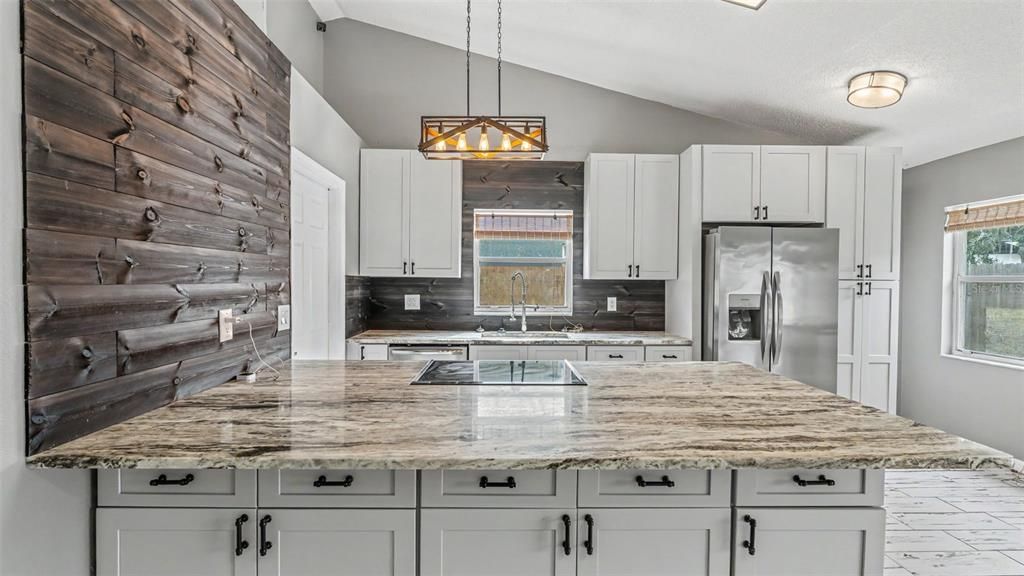 For Sale: $319,900 (3 beds, 2 baths, 1109 Square Feet)