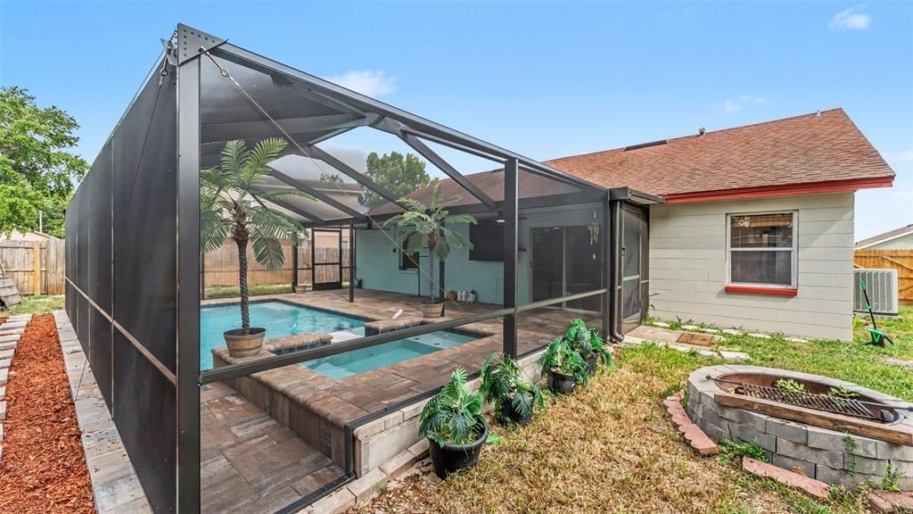 For Sale: $319,900 (3 beds, 2 baths, 1109 Square Feet)
