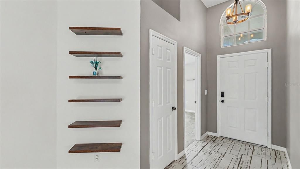 For Sale: $319,900 (3 beds, 2 baths, 1109 Square Feet)