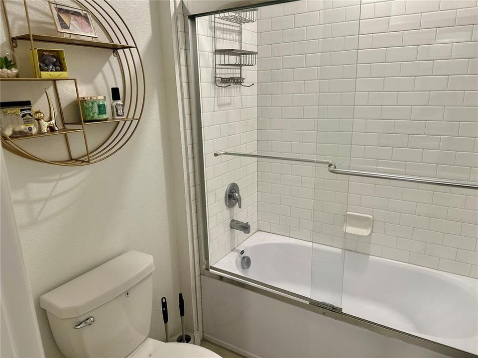 For Sale: $488,900 (5 beds, 2 baths, 2896 Square Feet)