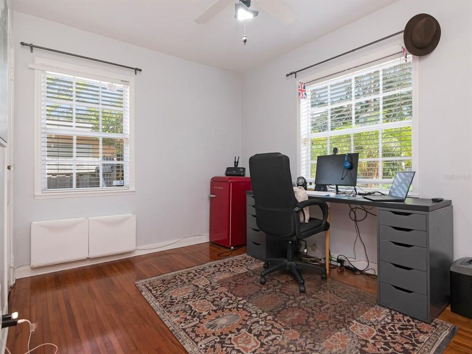 Active With Contract: $649,900 (3 beds, 2 baths, 1482 Square Feet)