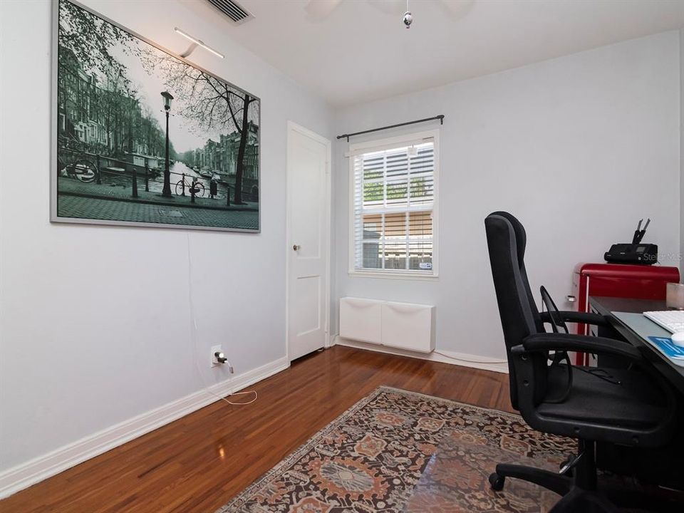 Active With Contract: $649,900 (3 beds, 2 baths, 1482 Square Feet)
