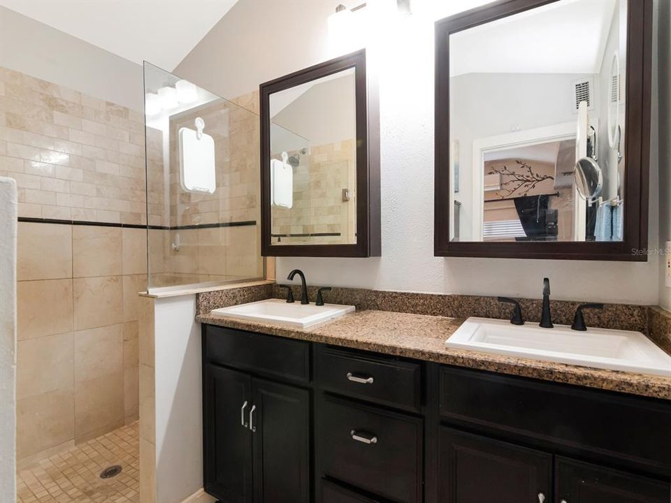 Active With Contract: $649,900 (3 beds, 2 baths, 1482 Square Feet)
