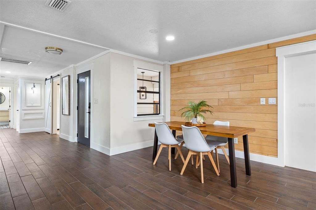 For Rent: $3,400 (3 beds, 2 baths, 1539 Square Feet)