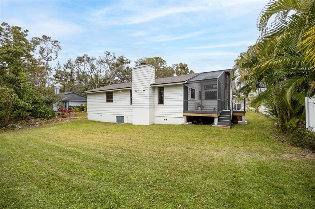 For Rent: $3,400 (3 beds, 2 baths, 1539 Square Feet)