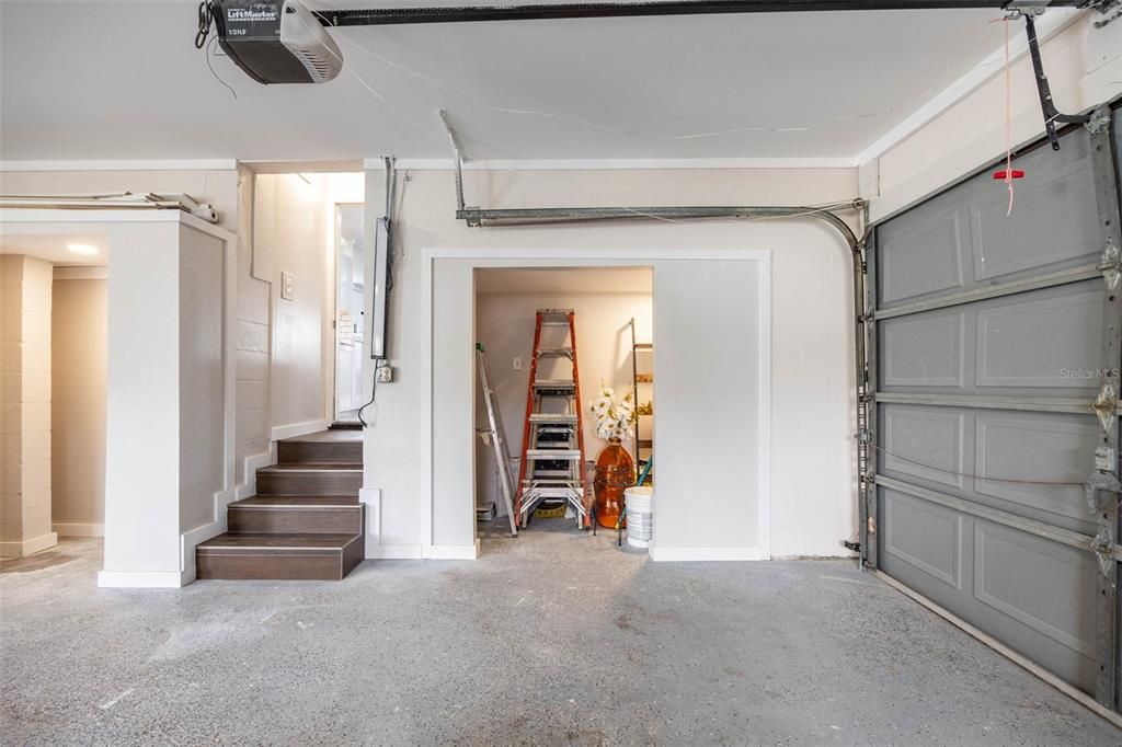 For Rent: $3,400 (3 beds, 2 baths, 1539 Square Feet)