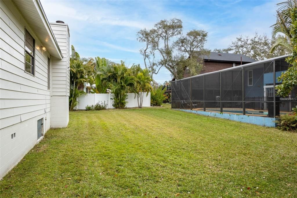 For Rent: $3,400 (3 beds, 2 baths, 1539 Square Feet)