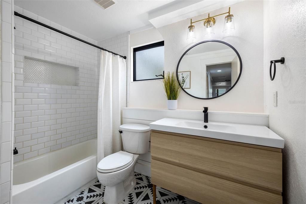 For Rent: $3,400 (3 beds, 2 baths, 1539 Square Feet)