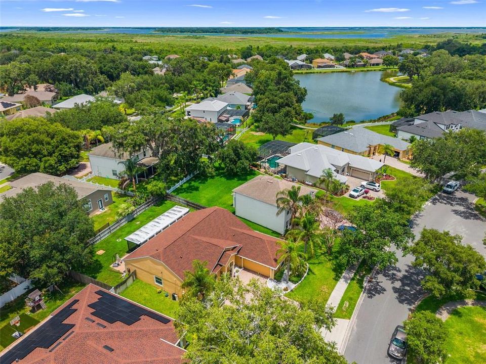 For Sale: $399,900 (4 beds, 2 baths, 2233 Square Feet)