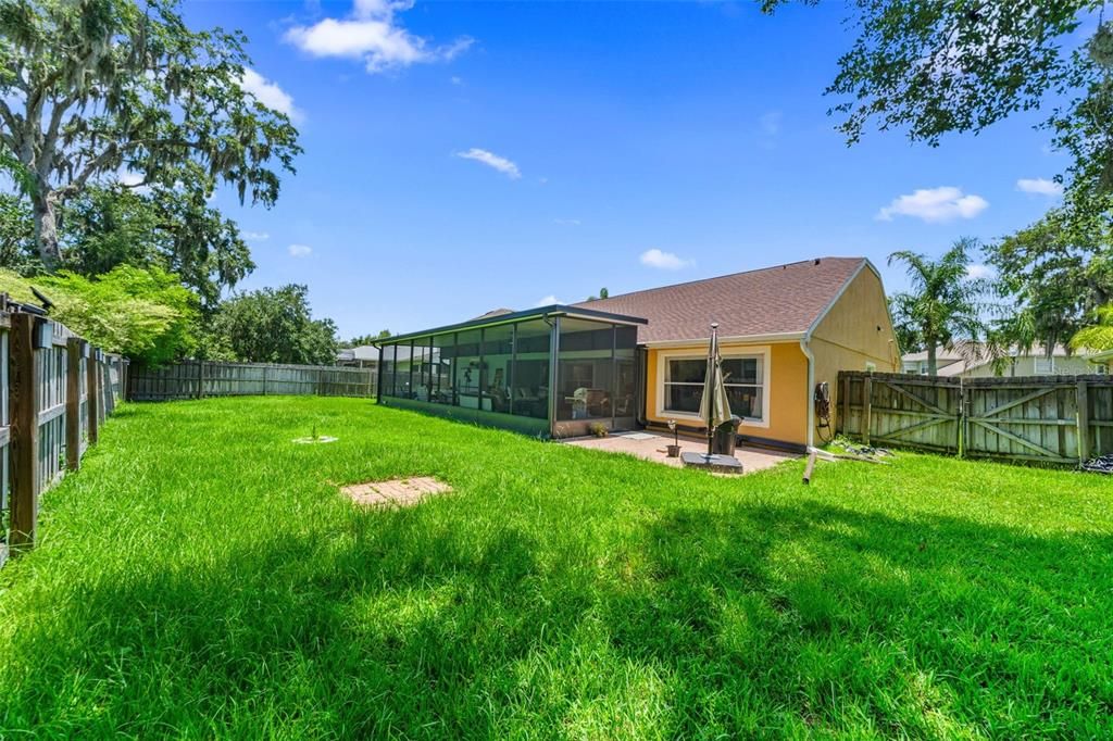 For Sale: $399,900 (4 beds, 2 baths, 2233 Square Feet)