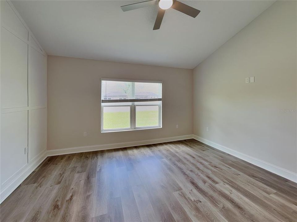 На продажу: $319,900 (3 спален, 2 ванн, 1620 Квадратных фут)