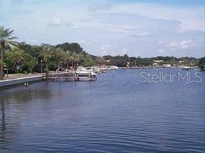 For Sale: $749,900 (2 beds, 1 baths, 1238 Square Feet)