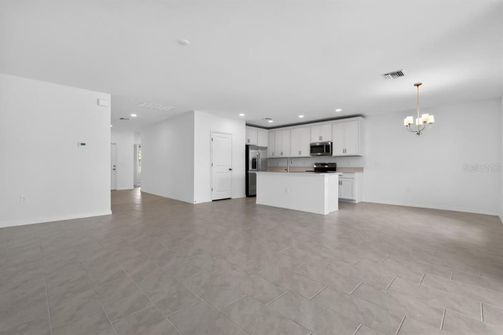For Sale: $423,860 (3 beds, 2 baths, 1521 Square Feet)