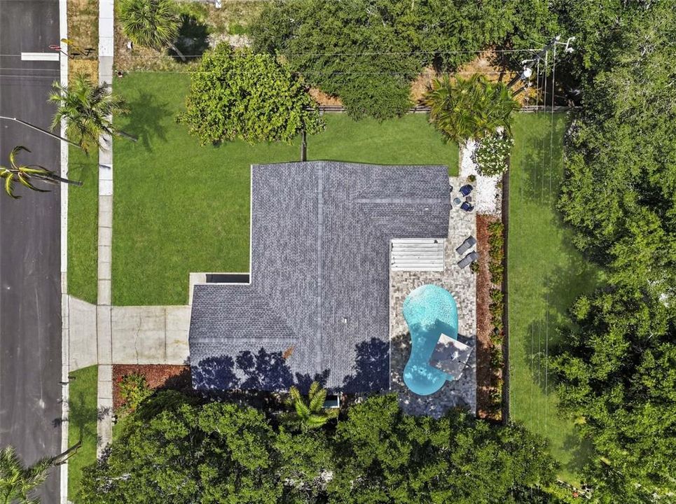 For Sale: $599,999 (4 beds, 2 baths, 1662 Square Feet)