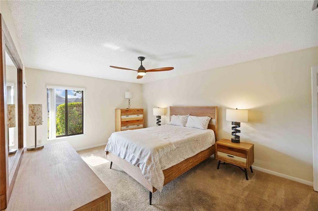 For Rent: $2,250 (2 beds, 2 baths, 1080 Square Feet)