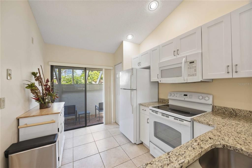 For Rent: $2,250 (2 beds, 2 baths, 1080 Square Feet)