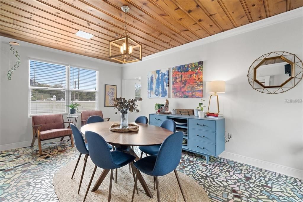 For Rent: $3,500 (4 beds, 2 baths, 1686 Square Feet)