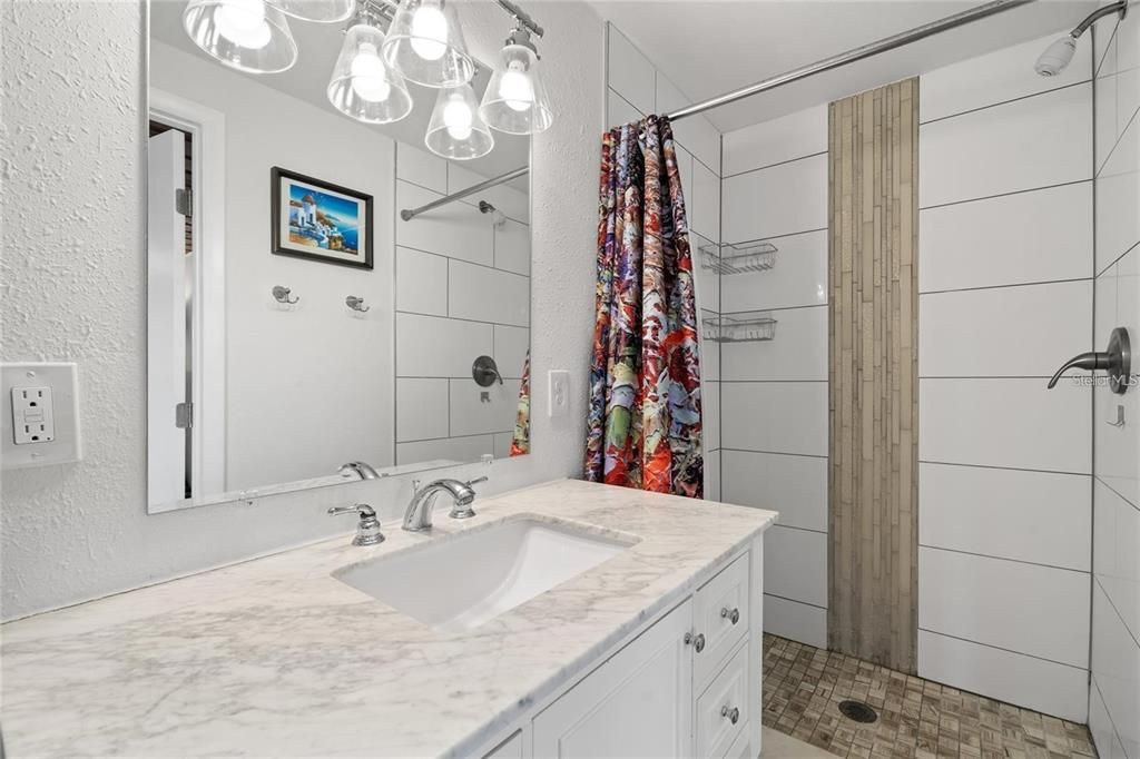 For Rent: $3,500 (4 beds, 2 baths, 1686 Square Feet)