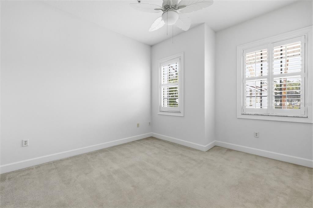 For Sale: $365,000 (3 beds, 2 baths, 2355 Square Feet)