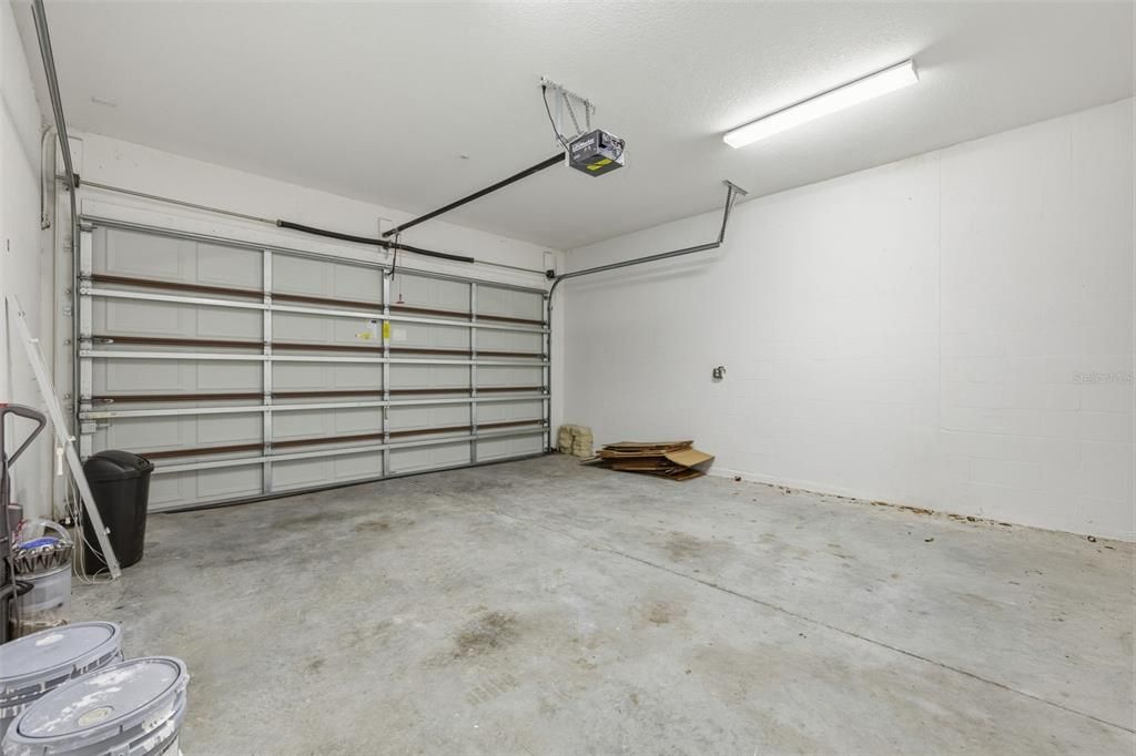 For Sale: $365,000 (3 beds, 2 baths, 2355 Square Feet)