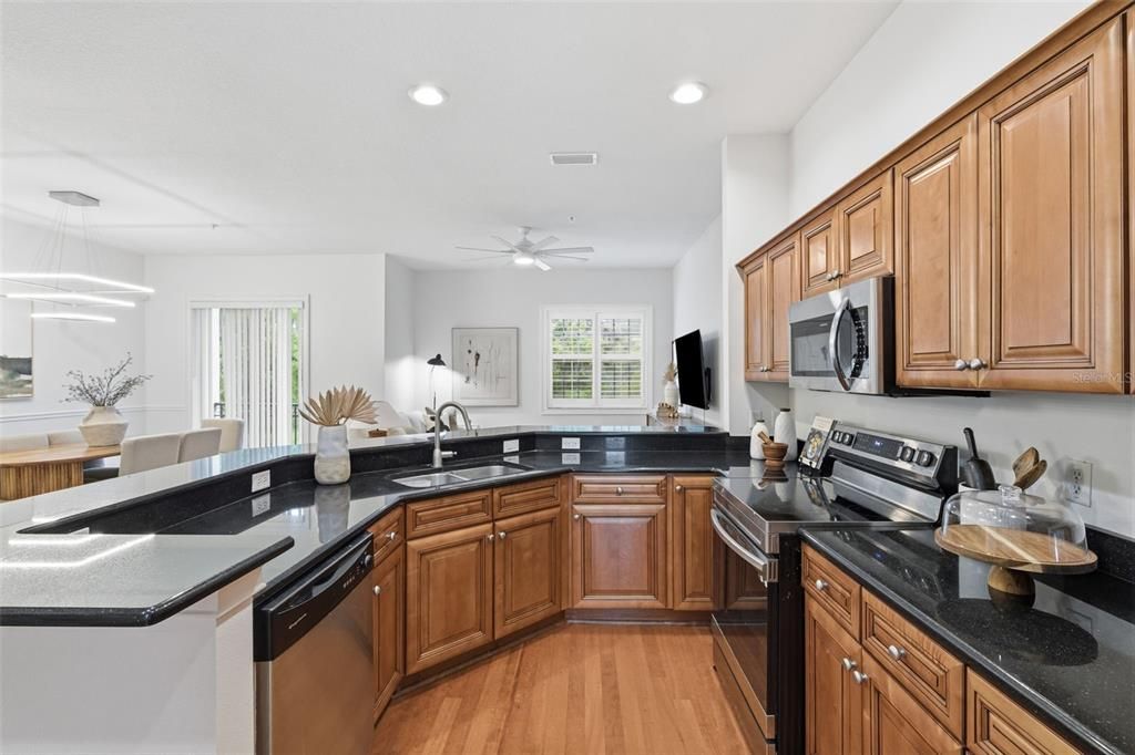 For Sale: $365,000 (3 beds, 2 baths, 2355 Square Feet)