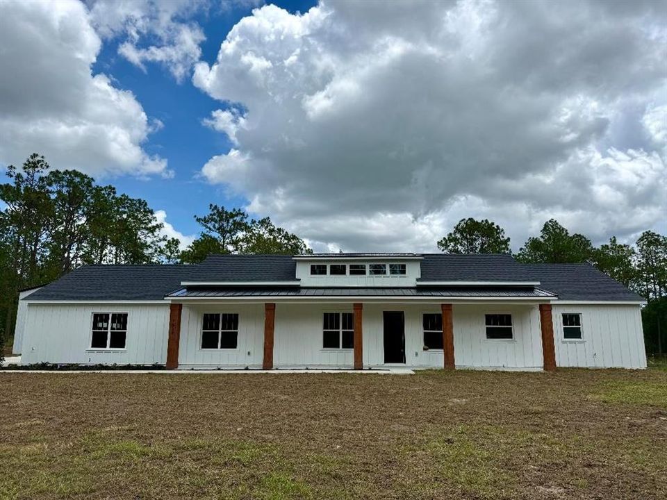 For Sale: $700,000 (4 beds, 3 baths, 2352 Square Feet)