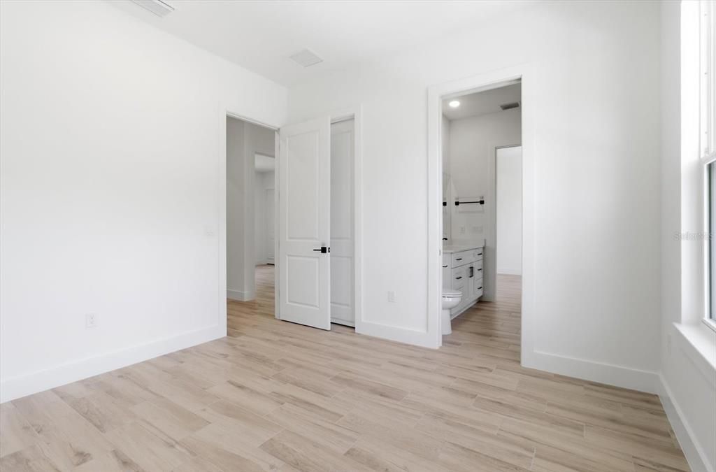 For Sale: $675,000 (4 beds, 3 baths, 2352 Square Feet)