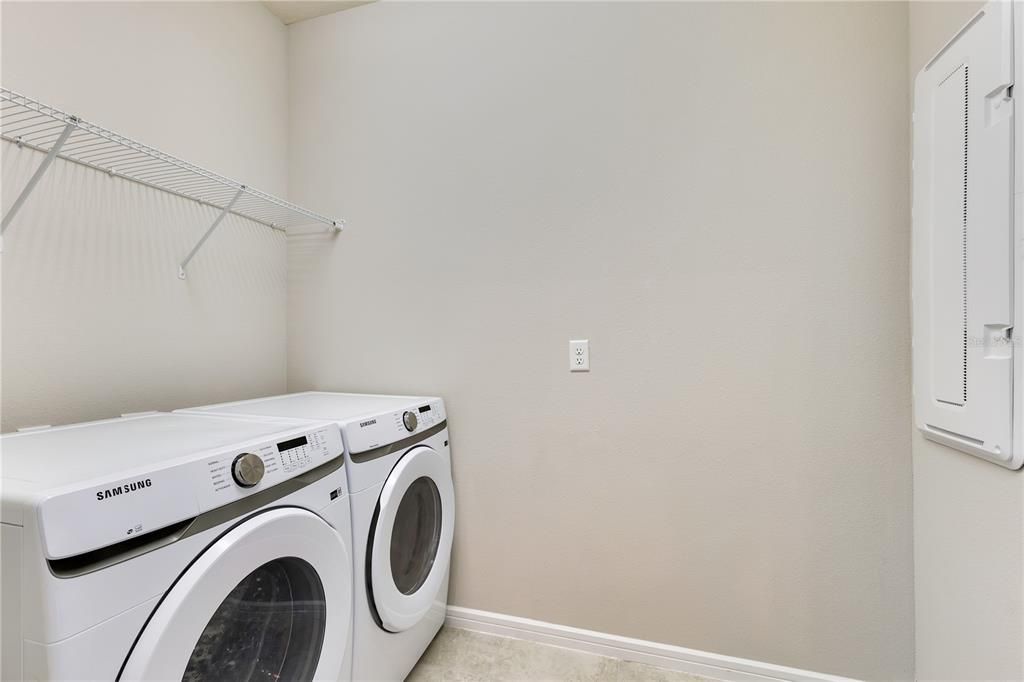 For Sale: $460,000 (3 beds, 2 baths, 1620 Square Feet)