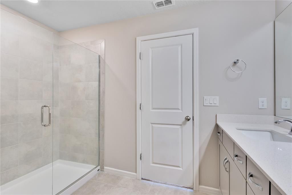 For Sale: $460,000 (3 beds, 2 baths, 1620 Square Feet)