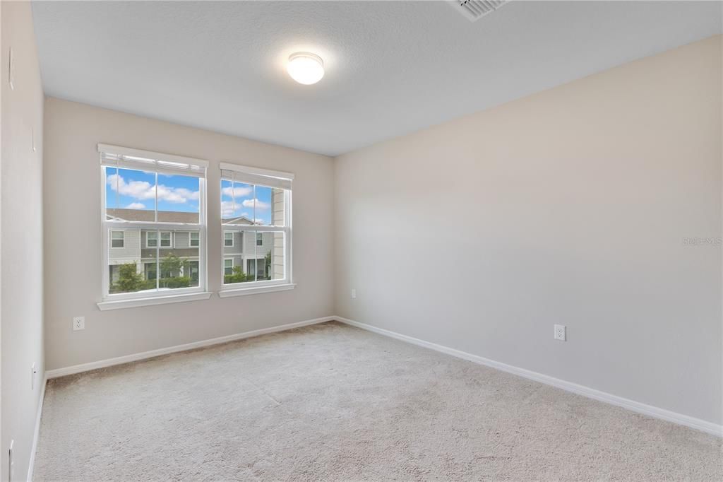 For Sale: $460,000 (3 beds, 2 baths, 1620 Square Feet)