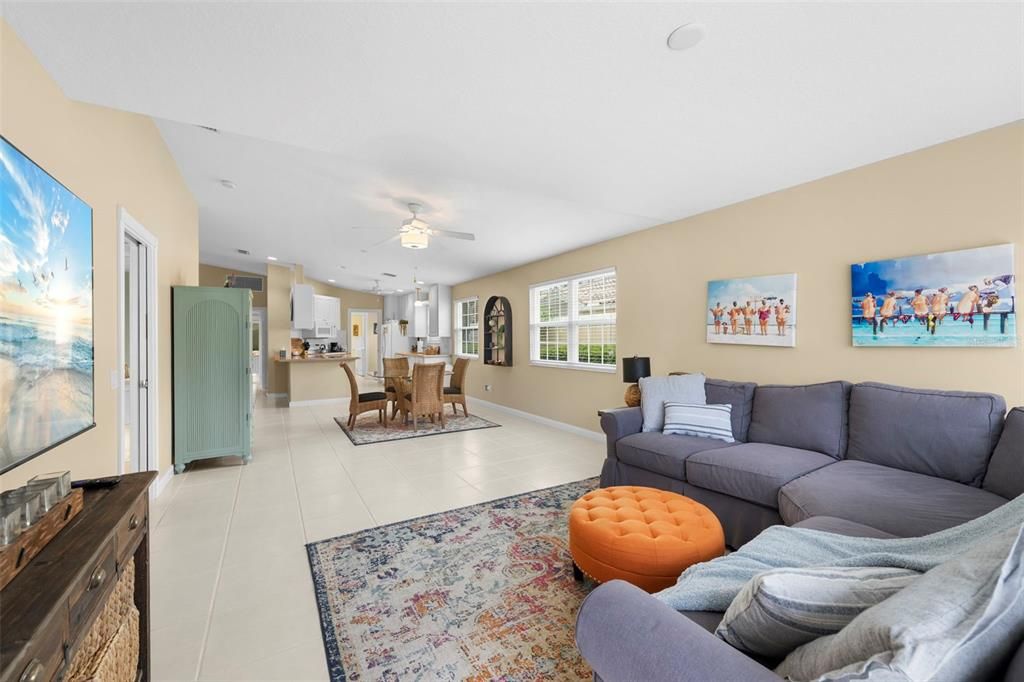 For Sale: $439,000 (2 beds, 2 baths, 1680 Square Feet)