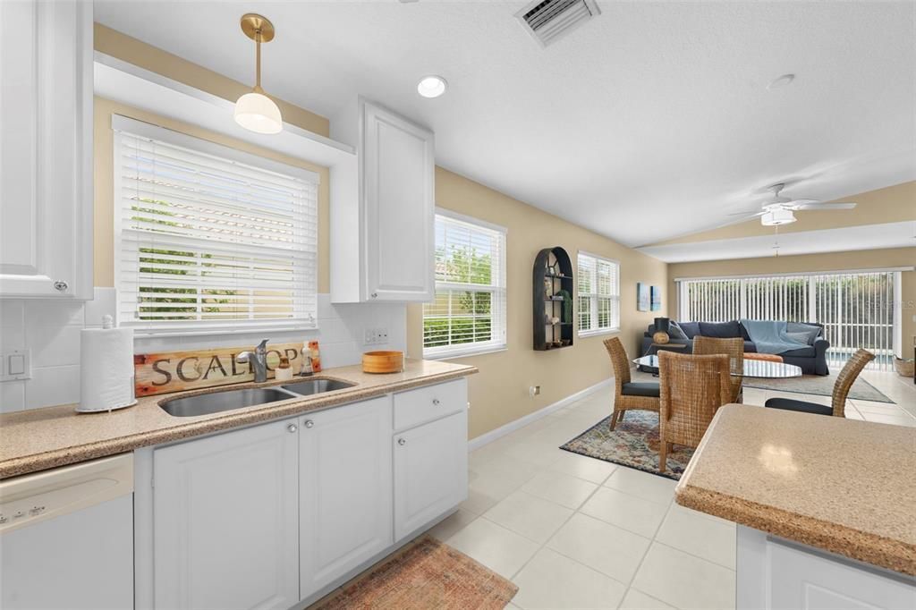 For Sale: $439,000 (2 beds, 2 baths, 1680 Square Feet)