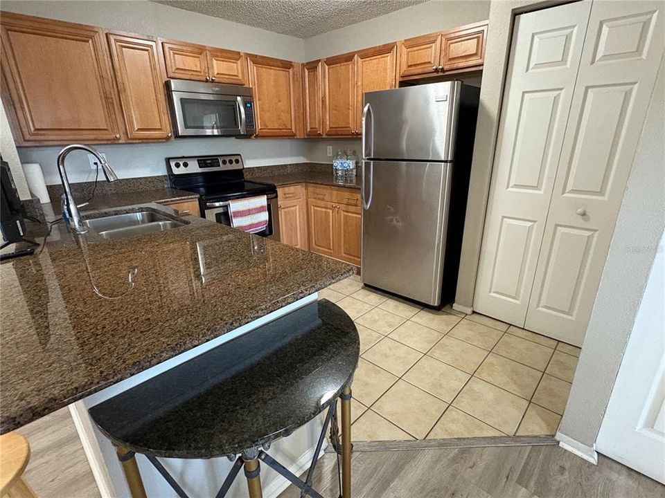 For Rent: $2,150 (2 beds, 2 baths, 1080 Square Feet)