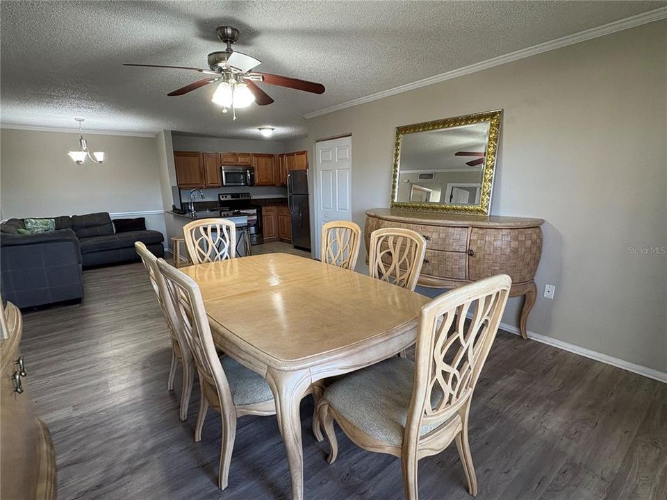For Rent: $2,150 (2 beds, 2 baths, 1080 Square Feet)