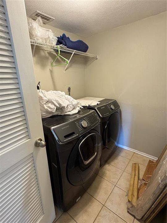 For Rent: $2,150 (2 beds, 2 baths, 1080 Square Feet)