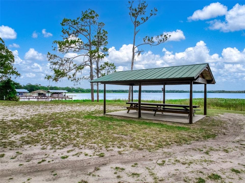 En Venta: $314,900 (3 camas, 2 baños, 1392 Pies cuadrados)