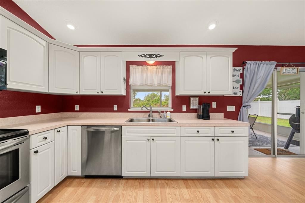 En Venta: $314,900 (3 camas, 2 baños, 1392 Pies cuadrados)